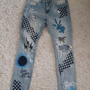 THRT Graphic Patch Jeans Mens 30 Lt Wash Distressed Streetwear Graffiti Denim